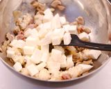 Baconos-gombás töltött zsemle recept fázis 4 fotója
