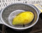 Hình bước làm 1 của món Xoài sấy dẻo