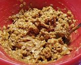 A picture of step 3 of Pumpkin Oatmeal Scotchies.