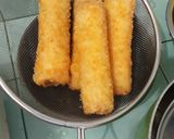 Foto langkah ke 5 dari resep Roti Goreng Sosis.