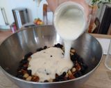 A picture of step 9 of Frédéric's Home-Made, Organic Pecanamia.