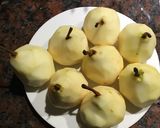 Foto del paso 1 de la receta: Peras al vino