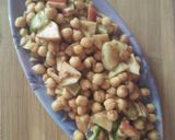 A picture of step 4 of Chickpea salad.