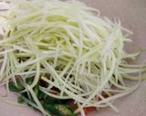 Foto langkah ke 4 dari resep Tumis Pepaya Muda Pedas.