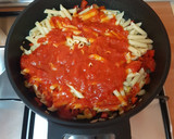 Foto del paso 7 de la receta: Macarrones con calabacín, cebolla y pimiento