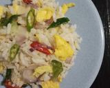 Foto langkah ke 3 dari resep 863) Nasi Goreng Kecap Ikan Pedas.