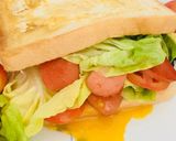 Hình bước làm 2 của món Sandwich trứng