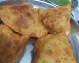 સમોસા (Samosa Recipe In Gujarati) રેસીપી સ્ટેપ2ફોટો