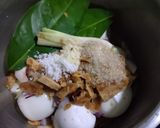 Foto langkah ke 2 dari resep Pindang Kecap Telur Omega.