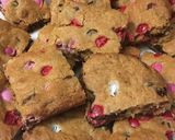A picture of step 12 of M&M Cookie Bars.