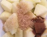 صورة لخطوة 1 من وصفة كرامبل التفاح 🍎✨