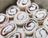 Foto langkah ke 3 dari resep Chocolatos Roll bread.