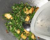 Foto langkah ke 5 dari resep 79. Tumis Kacang Panjang dan Tahu.