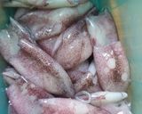 Foto langkah ke 1 dari resep Balado Cumi Basah.