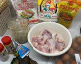 Foto langkah ke 1 dari resep Ayam goreng kremes.