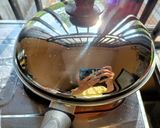 Foto langkah ke 3 dari resep Tumis brokoli wortel.