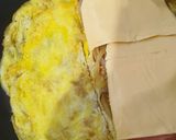 Foto langkah ke 4 dari resep Telur Lipat Korea (Pakai Pinggiran Roti).