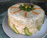 Foto del paso 4 de la receta: Torta fría de panqueque rellena de pollo y verduras