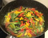 Foto del paso 2 de la receta: Noodles con verduras y especias