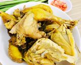 Hình bước làm 3 của món Gà Tre Hấp Muối Sả (Bằng Nồi Cơm Điện)