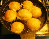 A picture of step 4 of Spicy appam stuffed with masala potato.