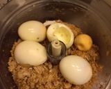 A picture of step 2 of Chicken and Egg Sandwich.
