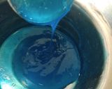 A picture of step 4 of Multi Layered Fruity Pudding Without Gelatine Agar Agar.