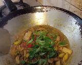 รูปขั้นตอนการทำที่ 5 ของ ไก่ผัดพริกแกง (เจ)