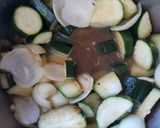 Une image de l'étape 4 de Pâtes sauce courgettes et parmesan.
