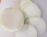 Foto del paso 1 de la receta: Aros de cebolla con salsa Ranch 🇺🇸