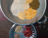 மல்டி க்ரேய்ன் அடை தோசை (Multi grain adai dosai recipe in tamil) ரெசிபி ஸ்டேப் 1 புகைப்படம்