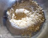 A picture of step 10 of Methi matar malai stuffed paratha.