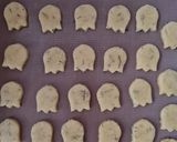 Foto del paso 2 de la receta: Galletas de queso y romero 👻 fantasmitas de Halloween 👻