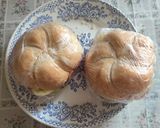 2020. Tizórai szalámis sajtos zöldséges vajas zsömle 😋 recept fázis 3 fotója