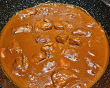 Foto del paso 4 de la receta: Galtas ibéricas con orejones y ciruelas