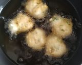 A picture of step 6 of Walnut paneer stuffed Dahi Vada.