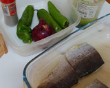 Foto del paso 1 de la receta: Llampuga o Pez Limón, en salsa de verduras mediterráneas