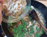 Foto langkah ke 8 dari resep Kwetiau kuah.