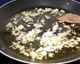 Foto del paso 2 de la receta: Paella de marisco