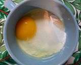 Foto del paso 2 de la receta: Torta de mermelada en taza