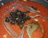 Foto del paso 3 de la receta: Espirales con anchoas y albahaca