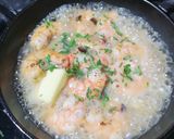 Foto del paso 3 de la receta: Camarones al Pil Pil