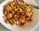Foto del paso 6 de la receta: Alubias Blancas, salchichas y edamame