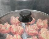 Foto langkah ke 4 dari resep Bolu Kukus Merah Putih.