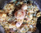 A picture of step 4 of Bharva poha pyaaz.