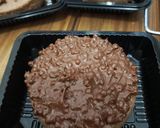 Foto langkah ke 8 dari resep Classic Chocolate Cake (Steam).