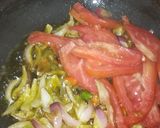 A picture of step 3 of Cauliflower dry bhaji.