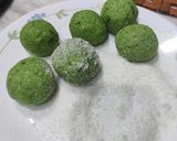 A picture of step 5 of Paan Katori.
