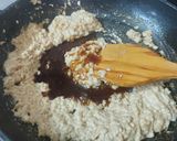 A picture of step 3 of Makha Sandesh with Nolen Gur.