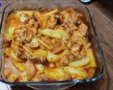 Foto del paso 6 de la receta Pollo con patatas en salsa al horno